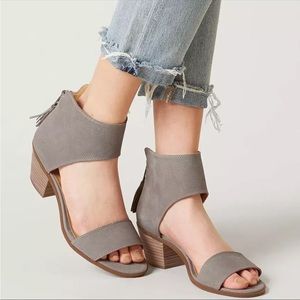 Lucky Brand Barbina Womens Sz 7.5M Shoes Taupe Suede Zip Up Sandals